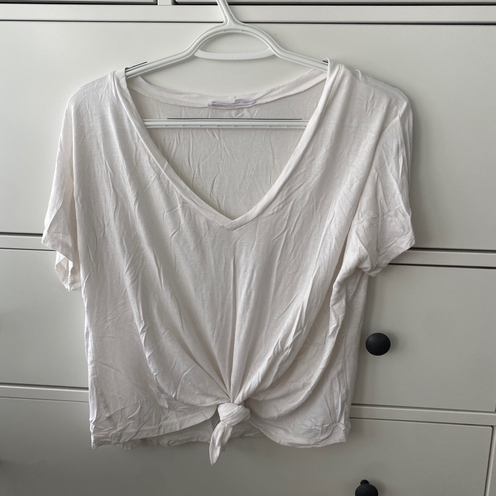 American threads Tie shirt